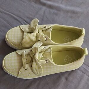 Sperry Lace Up Canvas Sneakers Size 8.5W